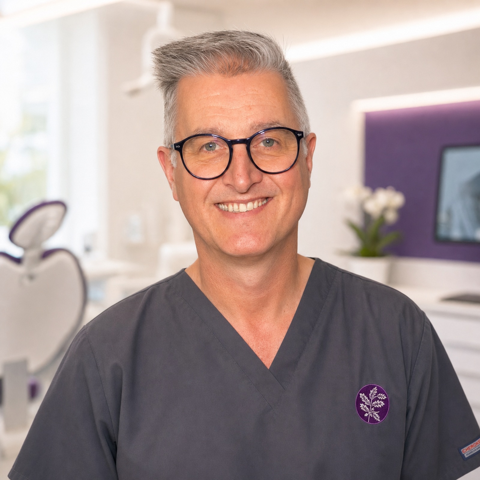 Dr Robert Tennet, Dentist & Implantologist at Cadbury Dental, Birmingham